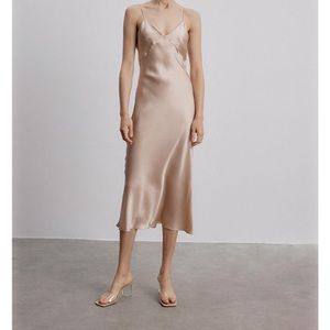 Silk Maison dress 100% tea mulberry silk